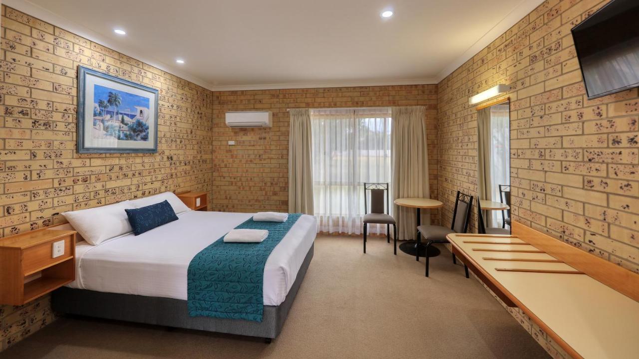 Mulga Country Motor Inn 샤를빌 외부 사진