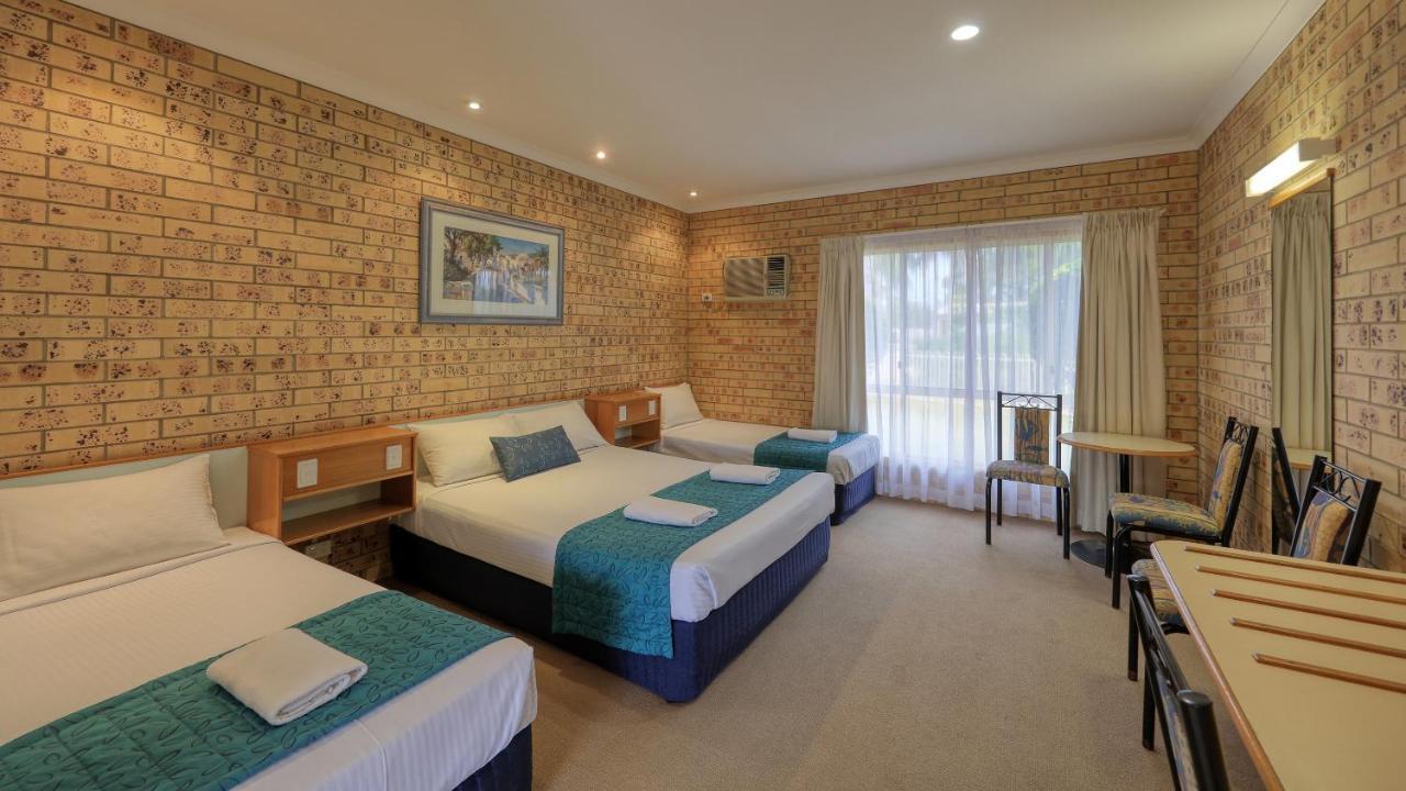Mulga Country Motor Inn 샤를빌 외부 사진